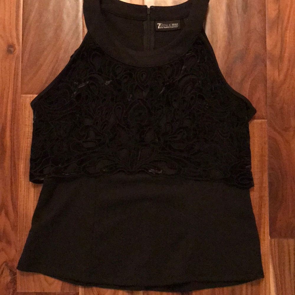 7th AVENUE black tank with velvet lace overlay, M